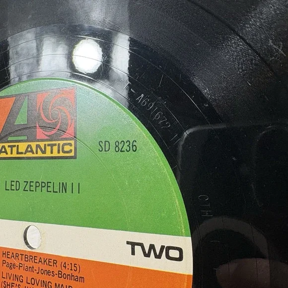1969 Vintage Led Zeppelin II Atlantic Vinyl Record Stereo SD 8236
